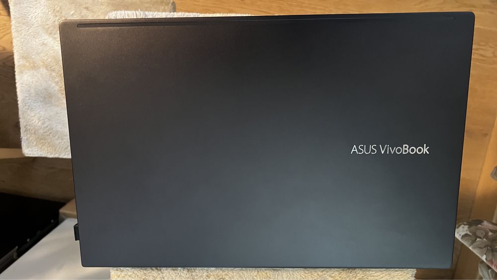Laptop ultrabook ASUS VivoBook S14