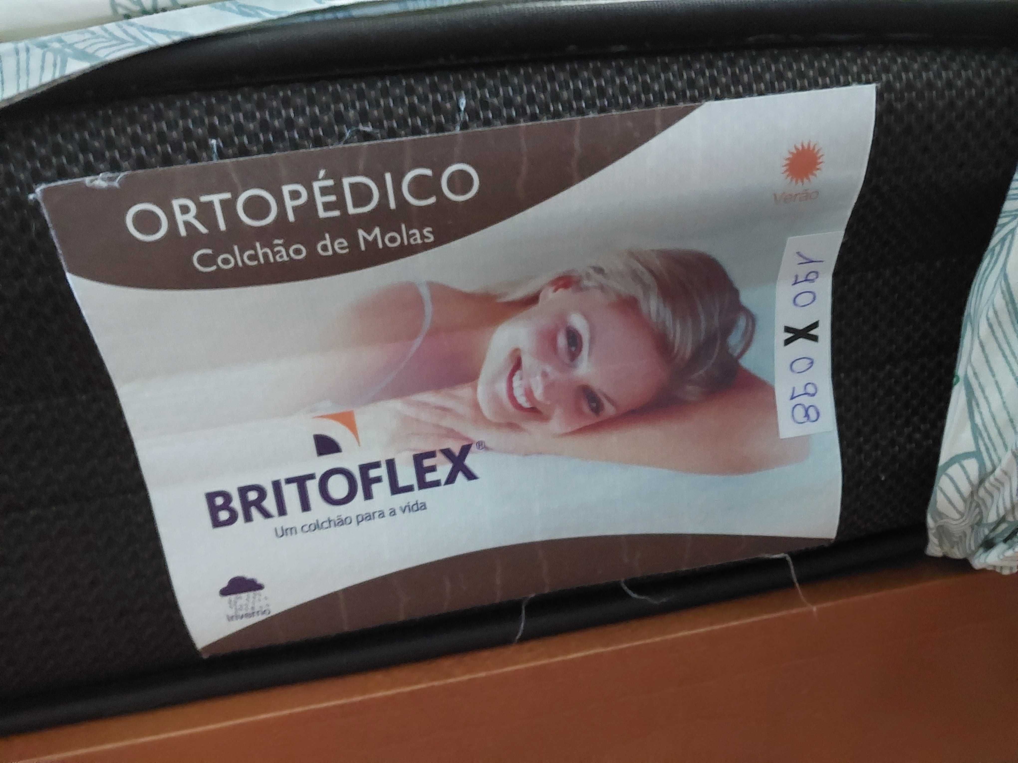 Mobília de quarto de solteiro com colchão ortopédico