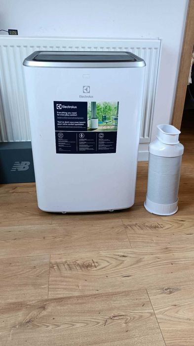 Przenośny klimatyzator ELECTROLUX EXP34U338CW