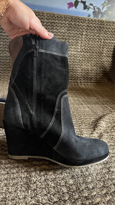 Ботинки ,казаки,сапоги