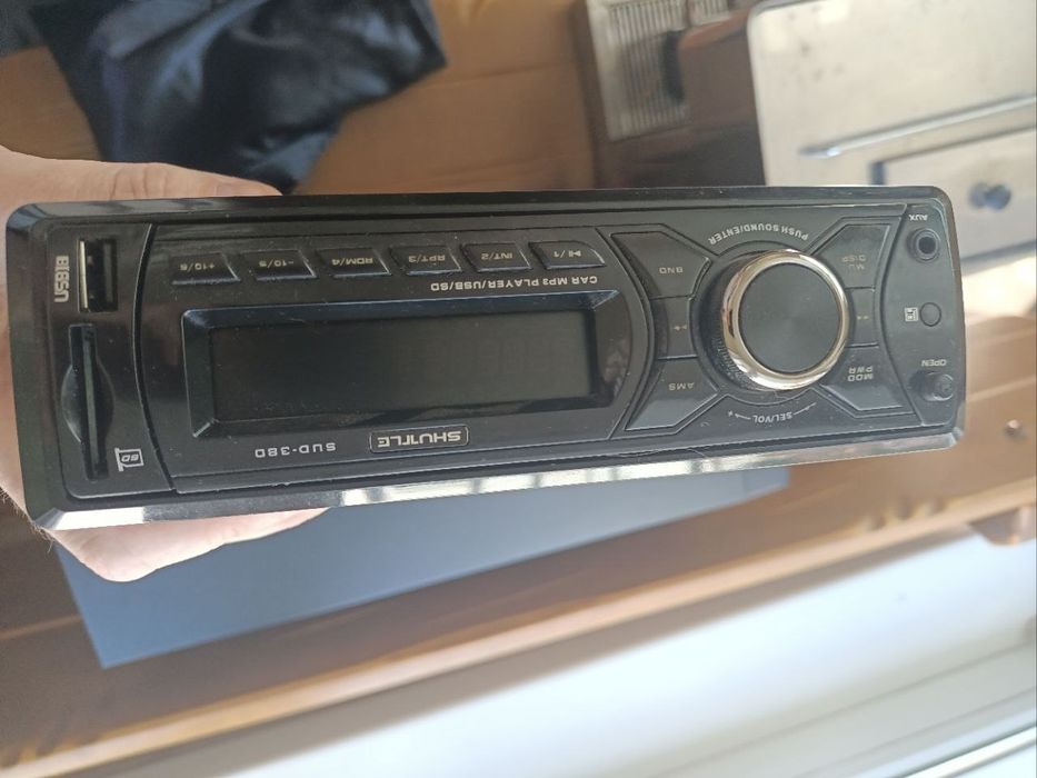 Автомагнітола shuttle 380 под USB і флешку