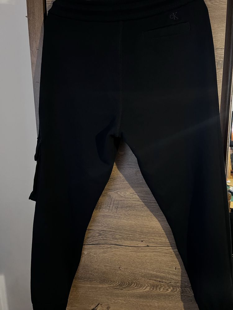 Spodnie  dresowe Kalvin Klein Jeans r 38/zm na 170cm