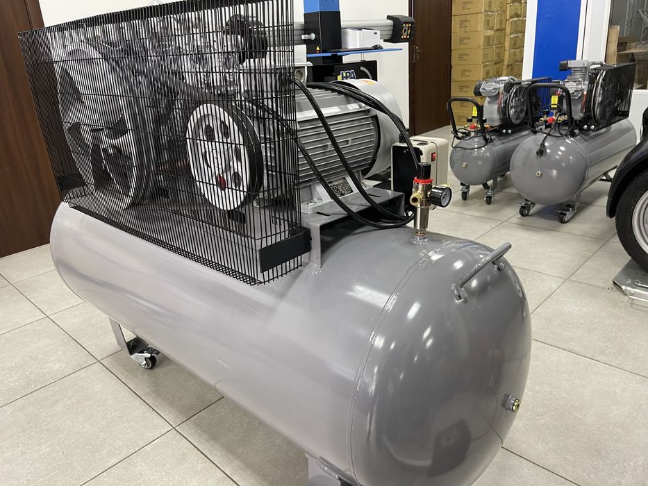 Акція! Компресор LT-100 1400 л/хв, 500 л. ресивер. Remeza (AirCast)!
