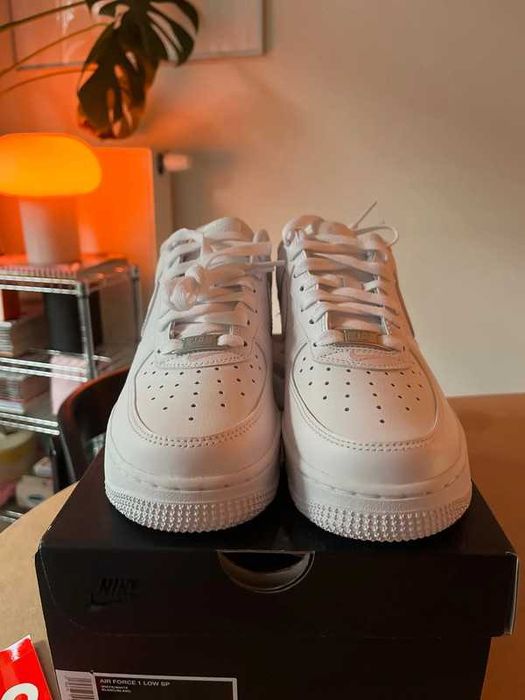 "Buty koszykówki "Nike_Air_Force_1_Low_Supreme_White R.44