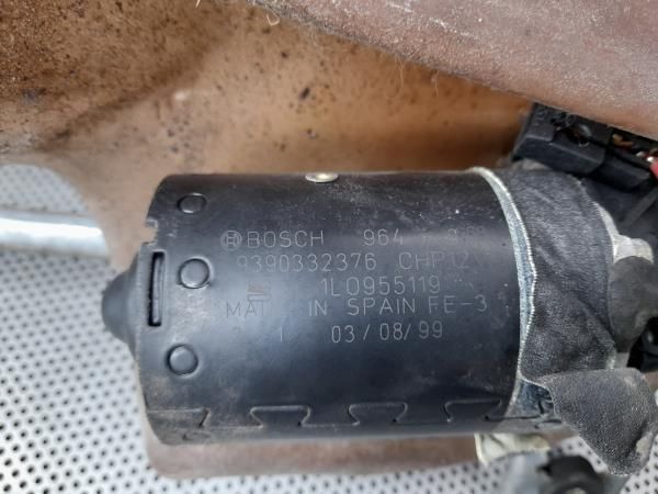 Motor limpa vidros frente SEAT Ibiza II (6K1)