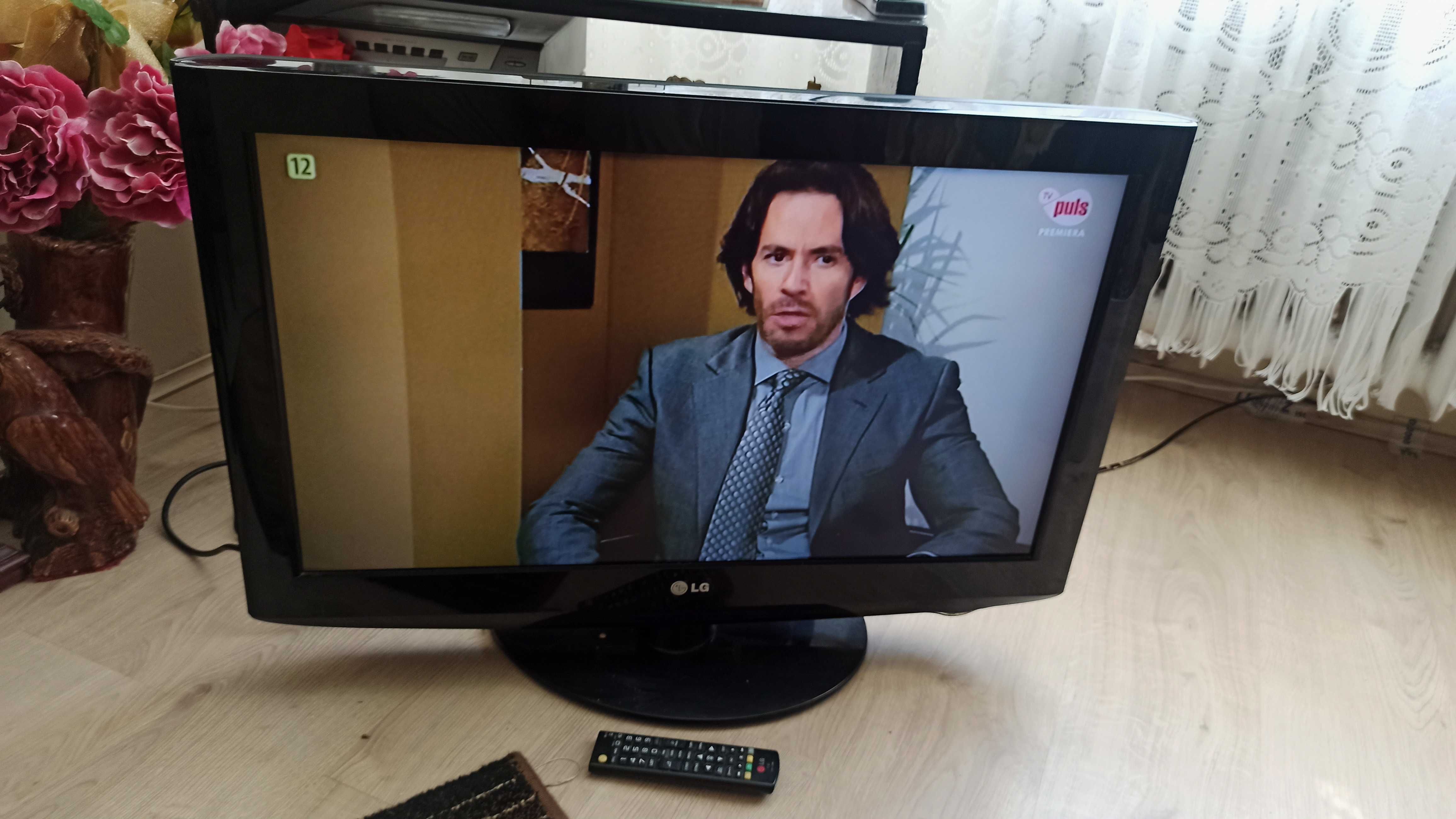 tv/monitor LG 32LH2000 VGA DVB-T analog + pilot
