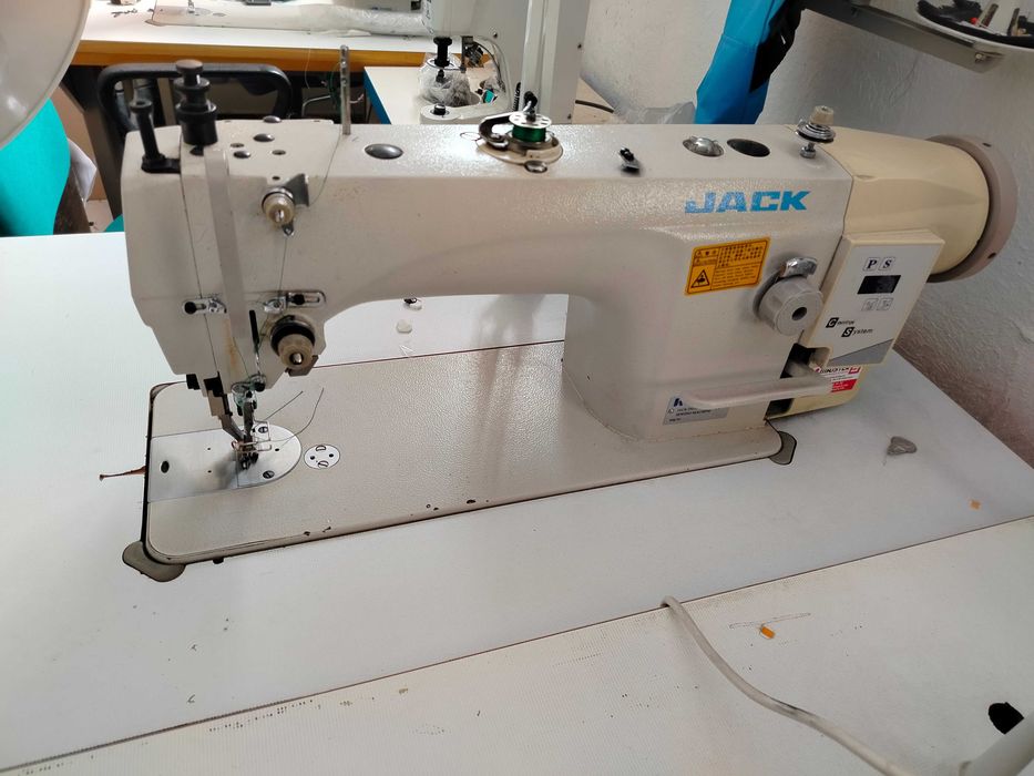 Maszyny do szycia Juki Jack