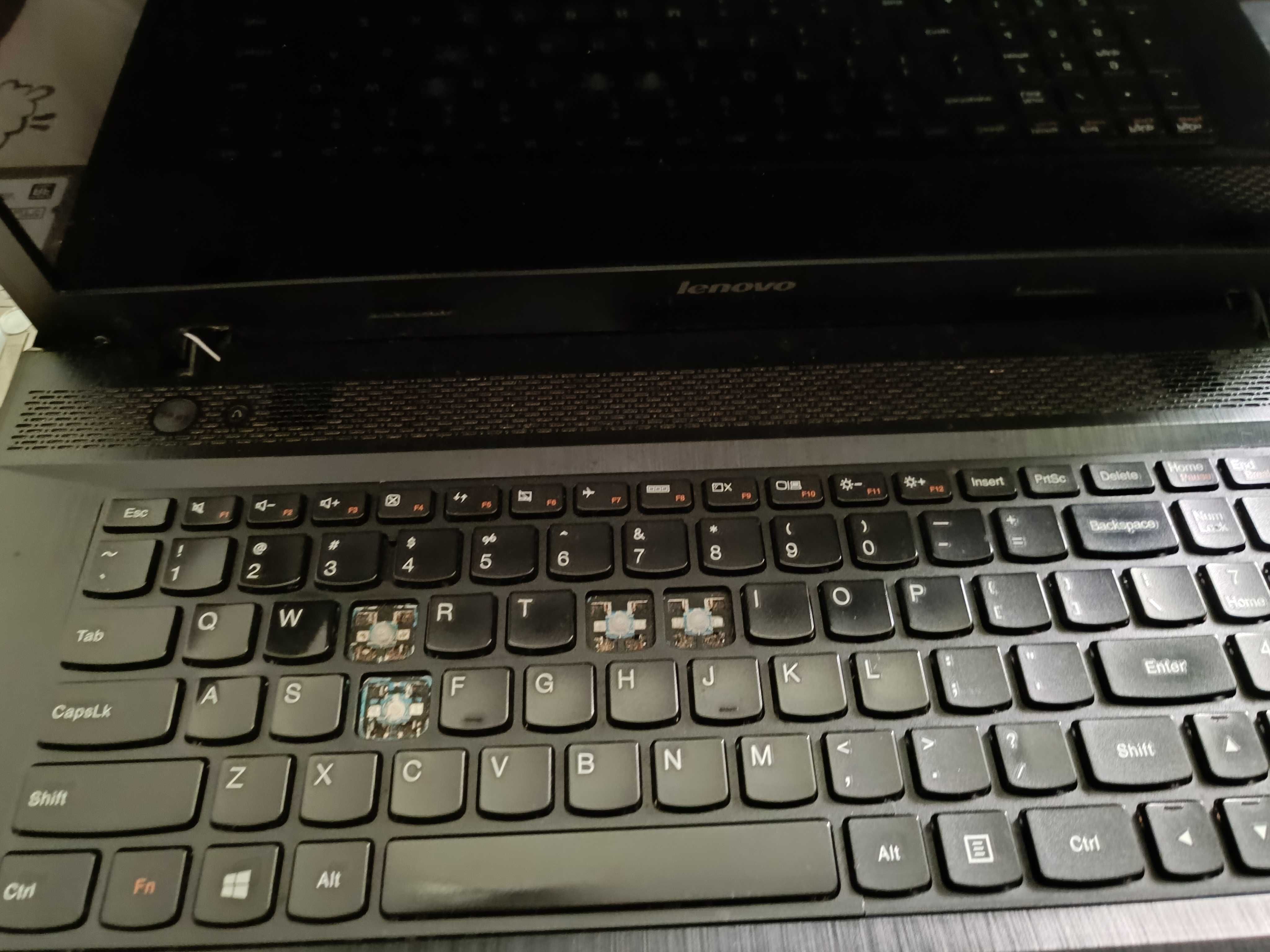 Laptop Lenovo G700