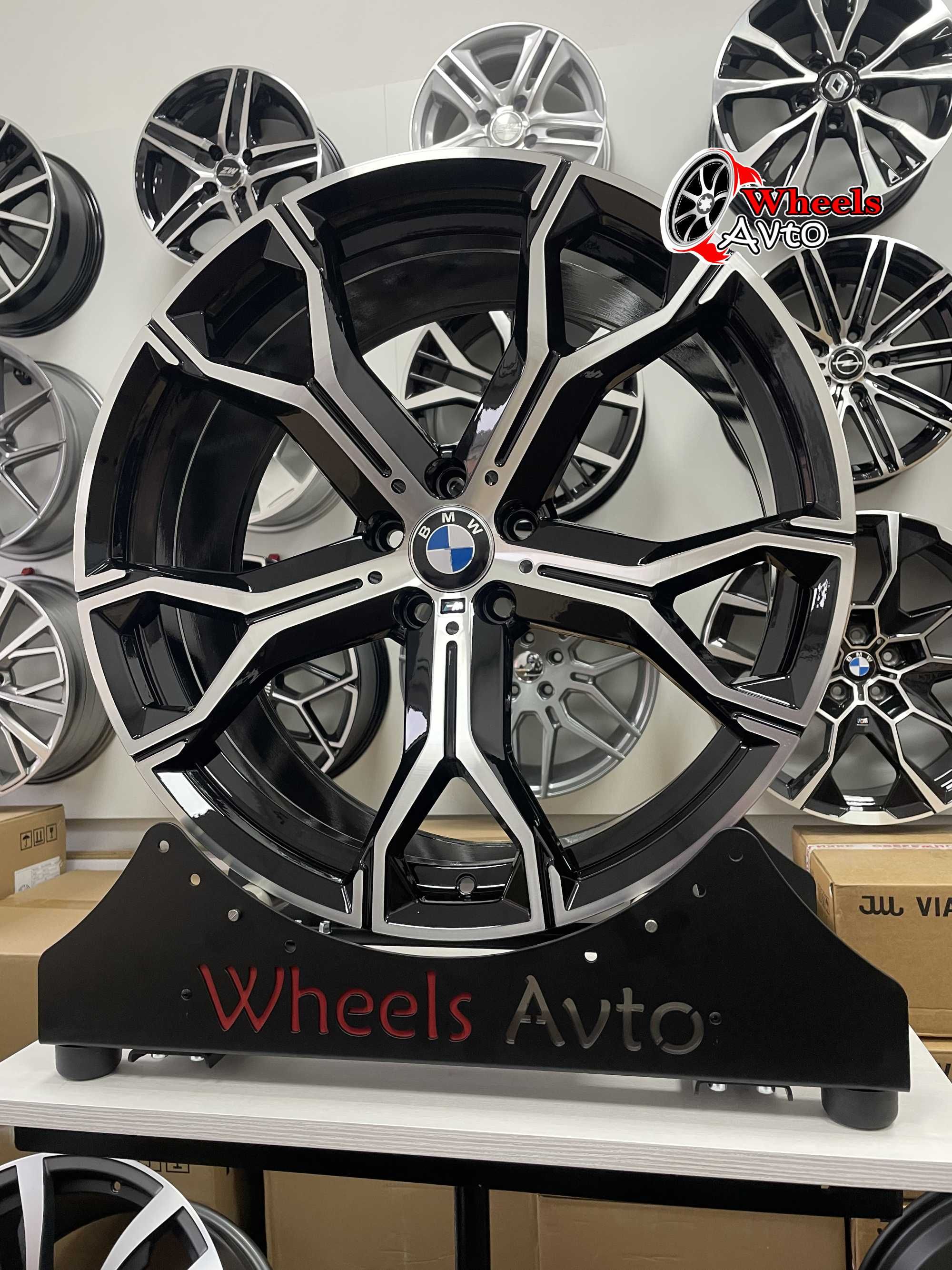 диски R20 5*112 BMW X5 X6 X7 G05 G07 G06 G01 разноширокие 741 стиль