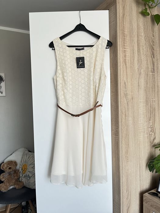 Kremowa sukienka Atmosphere nowa z metką i paskiem