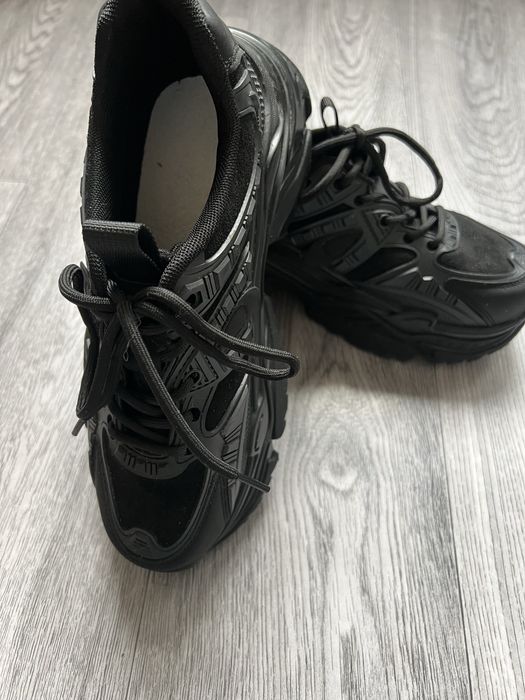 Чорні кросівки Stark Veagia чорні демісезони