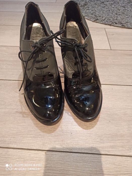 Włoskie buty.Simple 38
