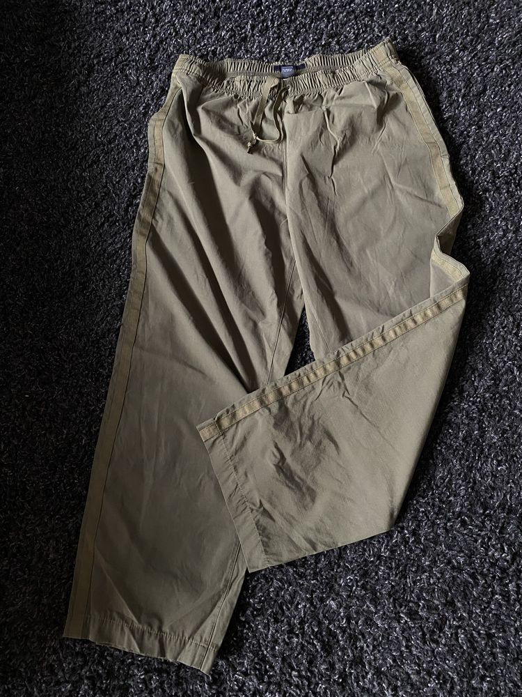 Luźne szerokie spodnie GAP zielone/khaki S