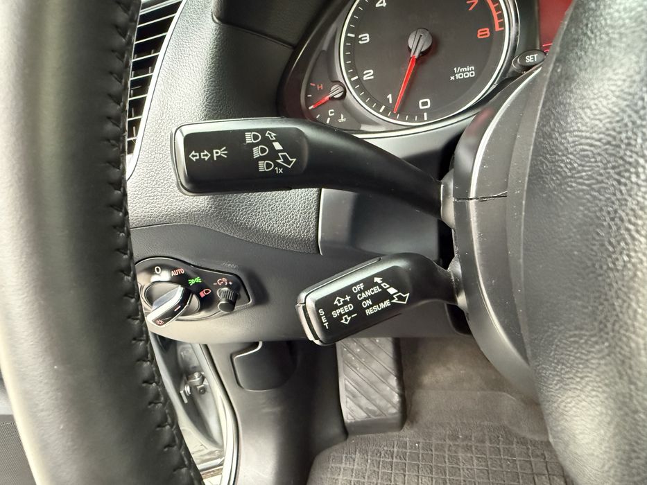 Audi Q5 Рідна фарба / Автомат