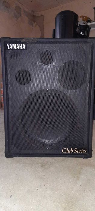 Coluna YAMAHA Club Series S315ES - 400W/Peak