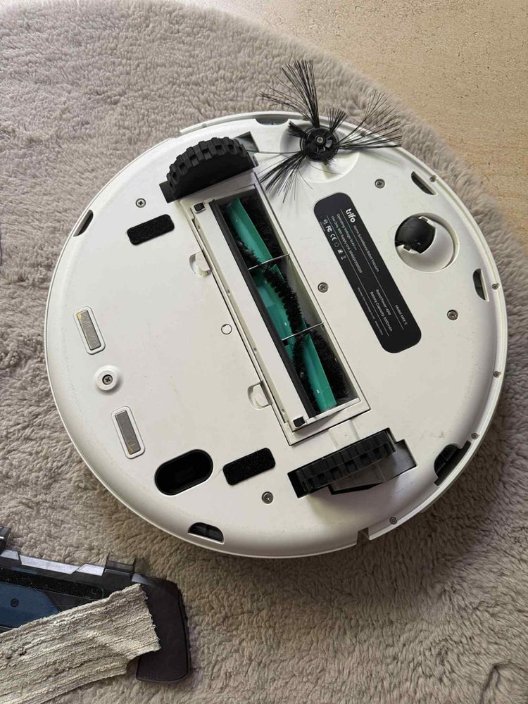 Robot trifo sprzatajacy myjący