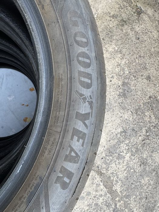 Шины, Резина Goodyear EfficientGrip 2 SUV 235/55 R19 105V