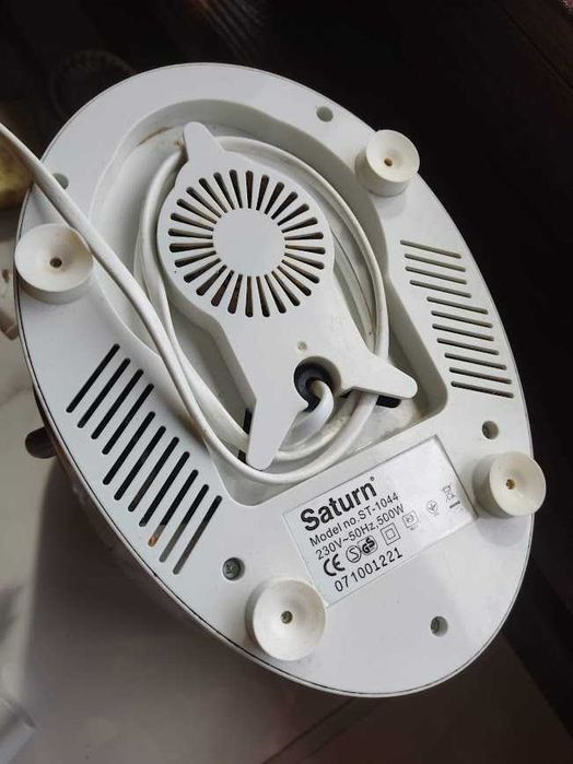 Соковижималка Saturn ST 1044