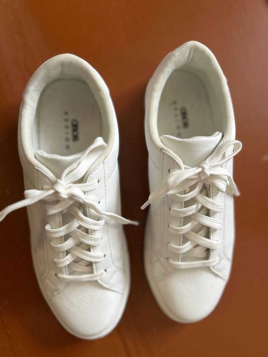 Кросівки білі ASOS