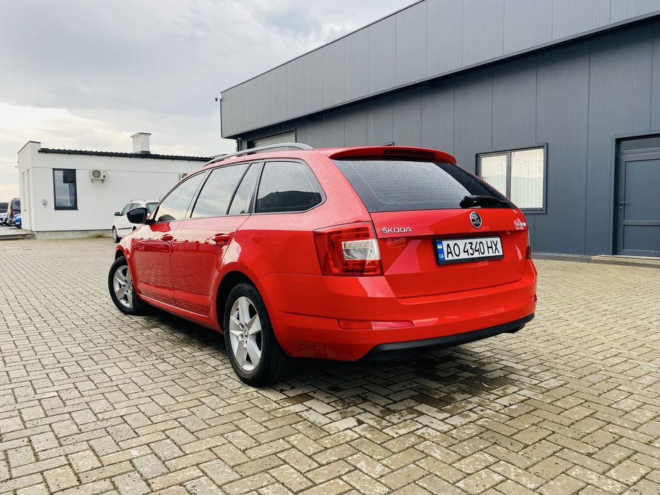 Продам машину škoda