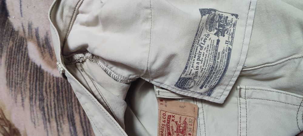 Джинси білі levis 501 вінтажні