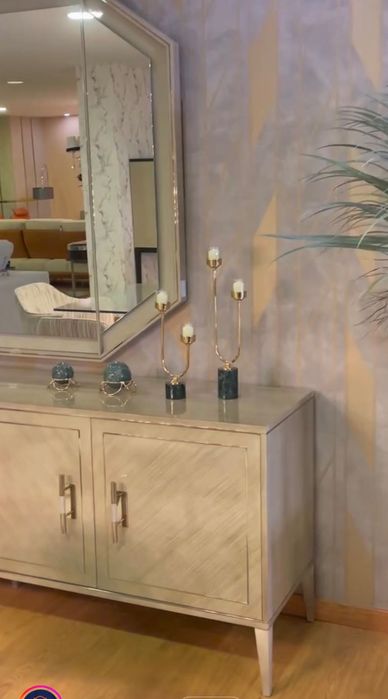 Móvel sala de jantar e móvel TV