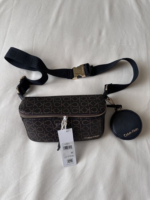 Сумка Calvin Klein бананка