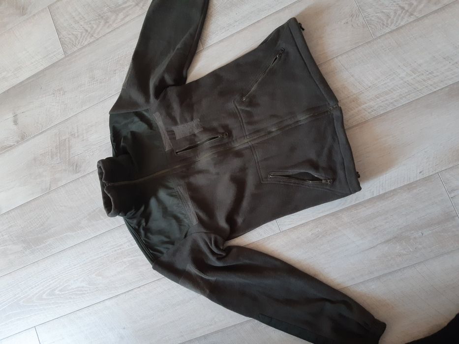 Військова форма (2 штанів та фліска)