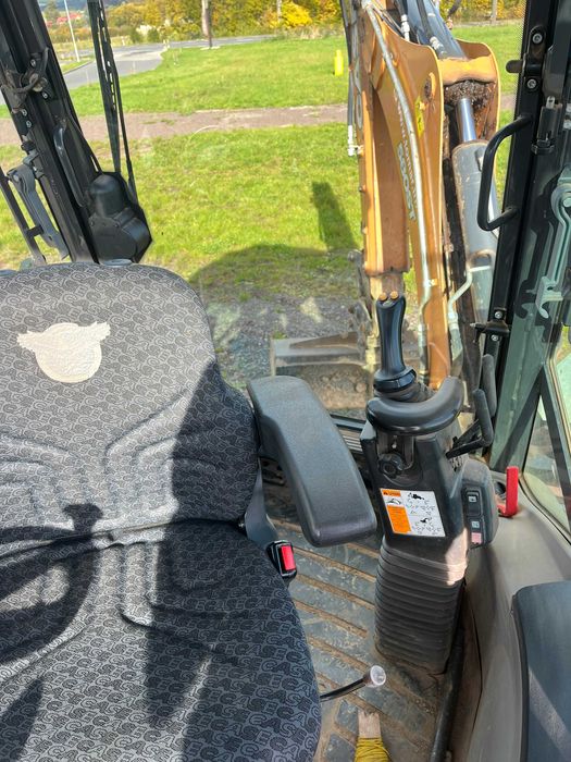 Koparko-ładowarka CASE 580 ST