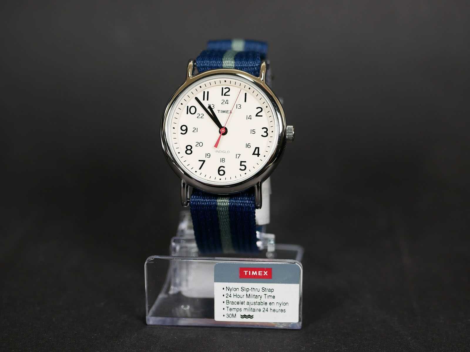 Timex T2N654 Weekender Ø38мм с синим нейлоновым ремешком