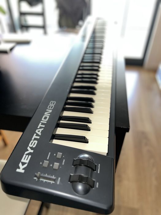 Teclado Midi M-AUDIO 88 keys