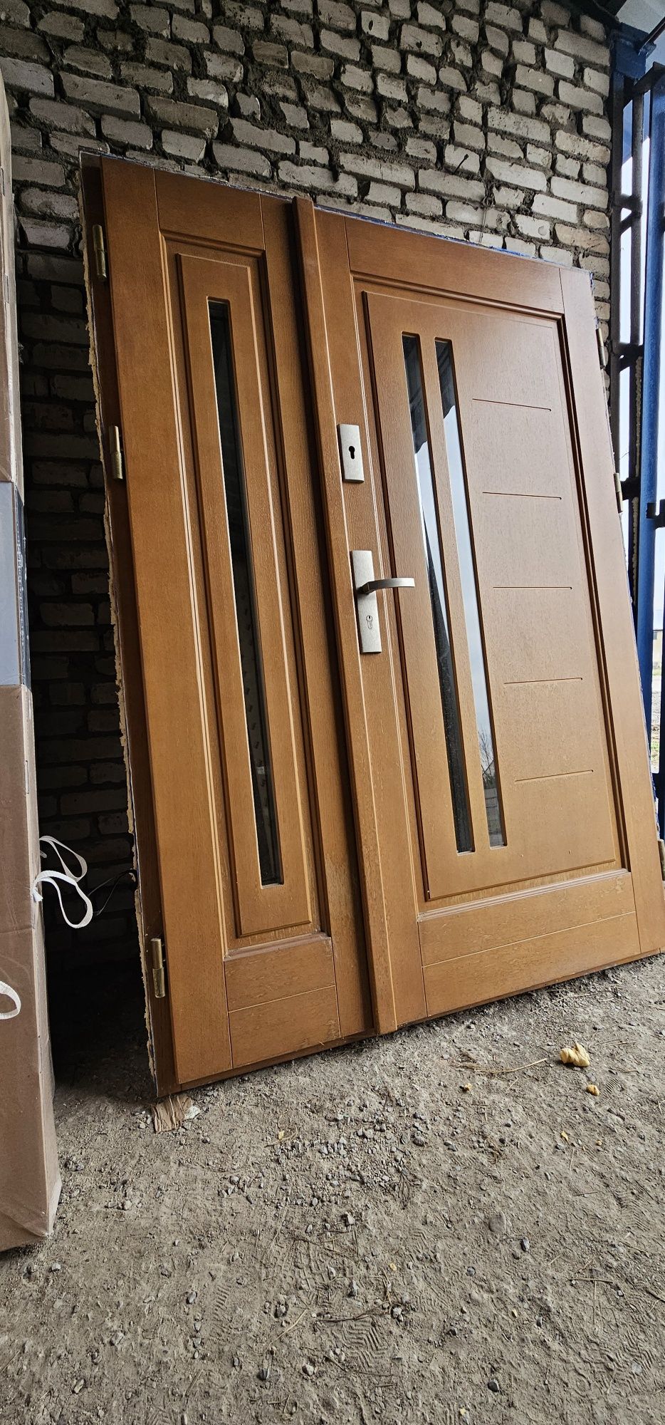 Drzwi drewniane dębowe.Kompletne firmy Wiatrak