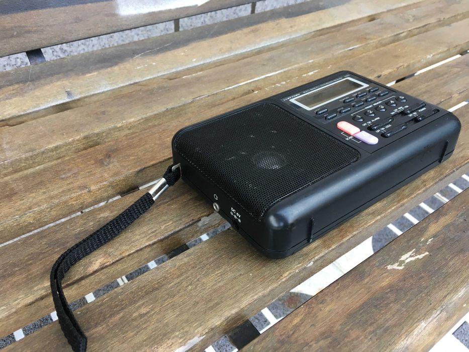 Recetor Multibanda LLOYTRON