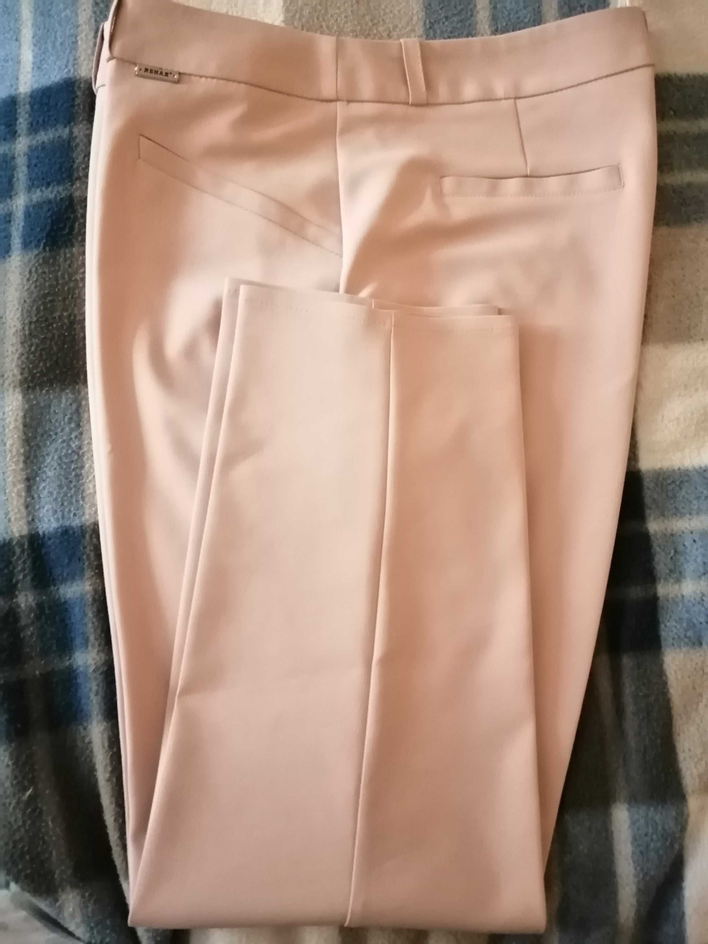 Eleganckie spodnie w kancik nowe metką
