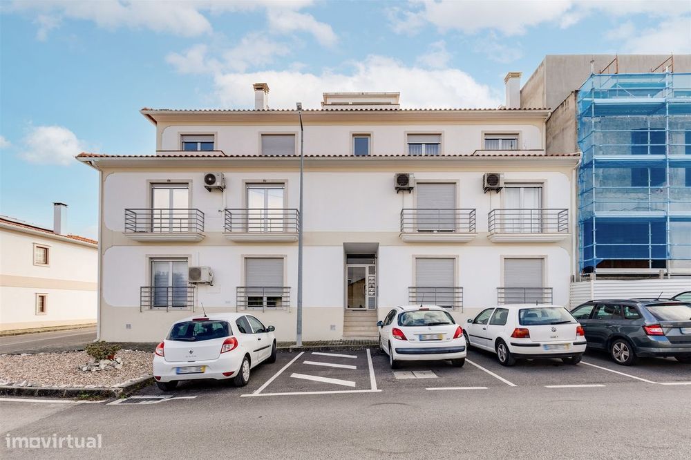 Apartamento T3 em Calvaria de Cima