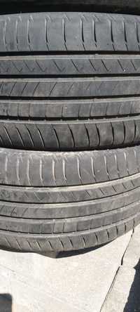 Opona 225/45 R17