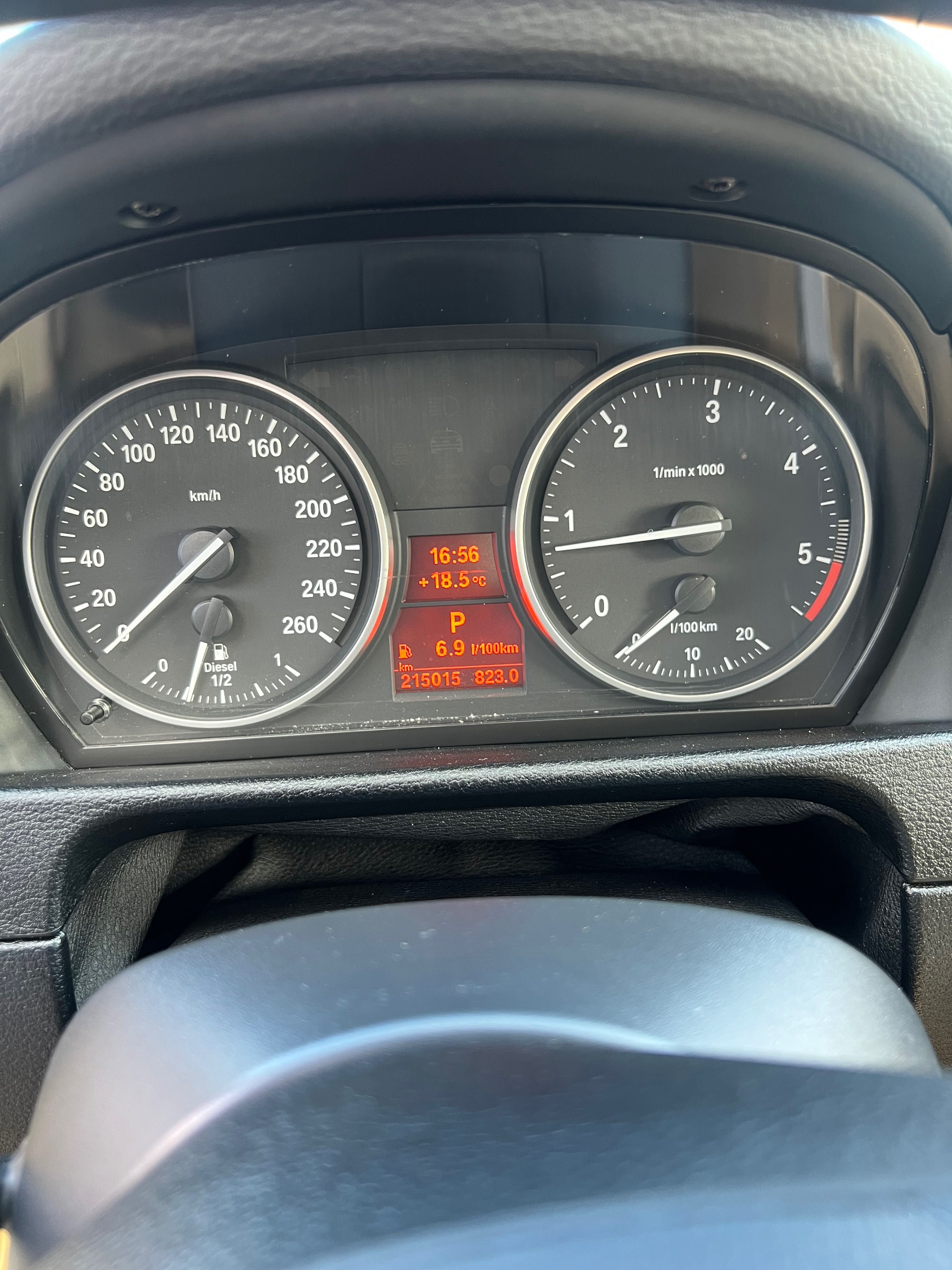 BMW X1 18d xDrive Automat | Xenon | Zadbany