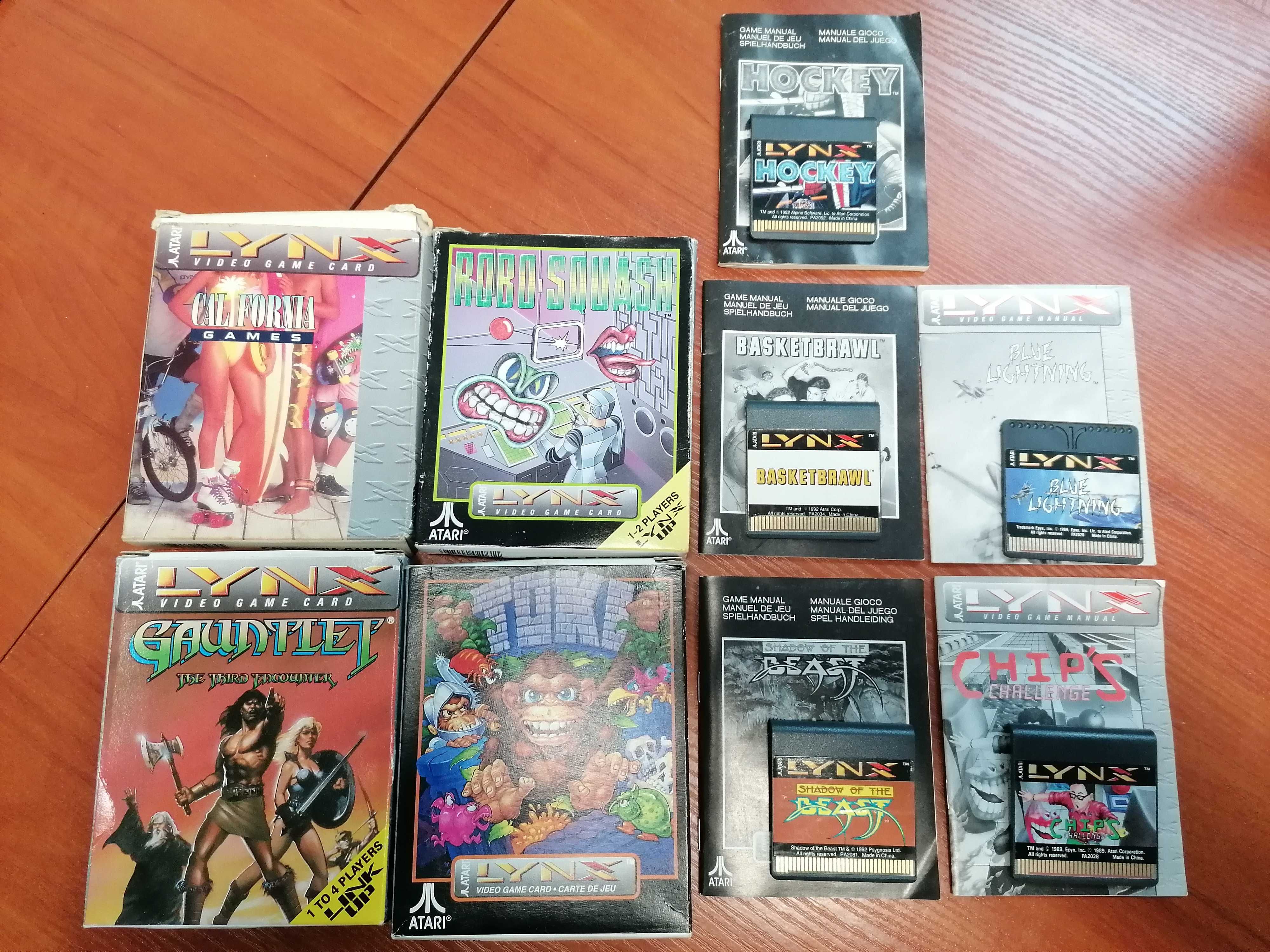 Konsola Atari LYNX 2 + zasilacz + 9 gier