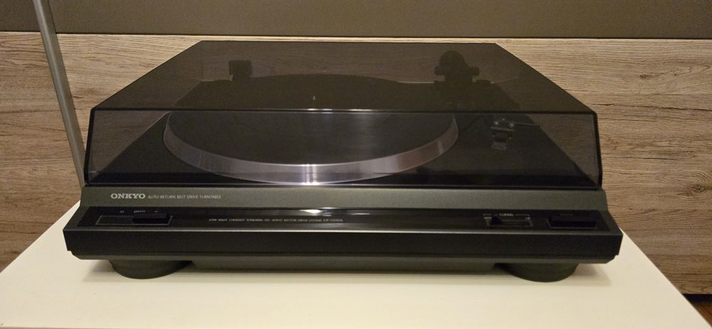 Onkyo CP 1200 A gramofon