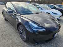 Tesla model 3 standard range plus