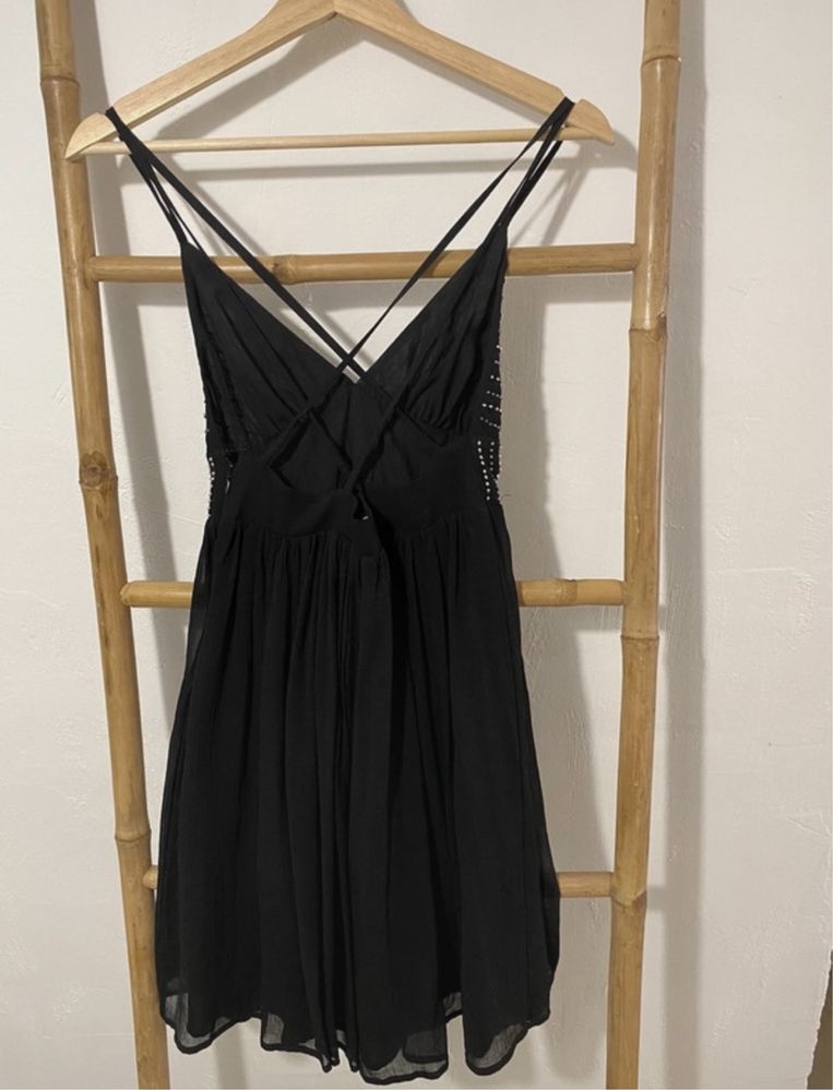 Vestido Zara muito giro com costas abertas tamanho XS