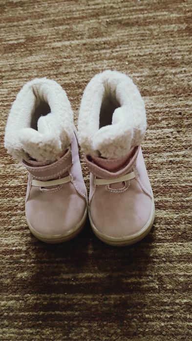 Buty dla dziewczynki