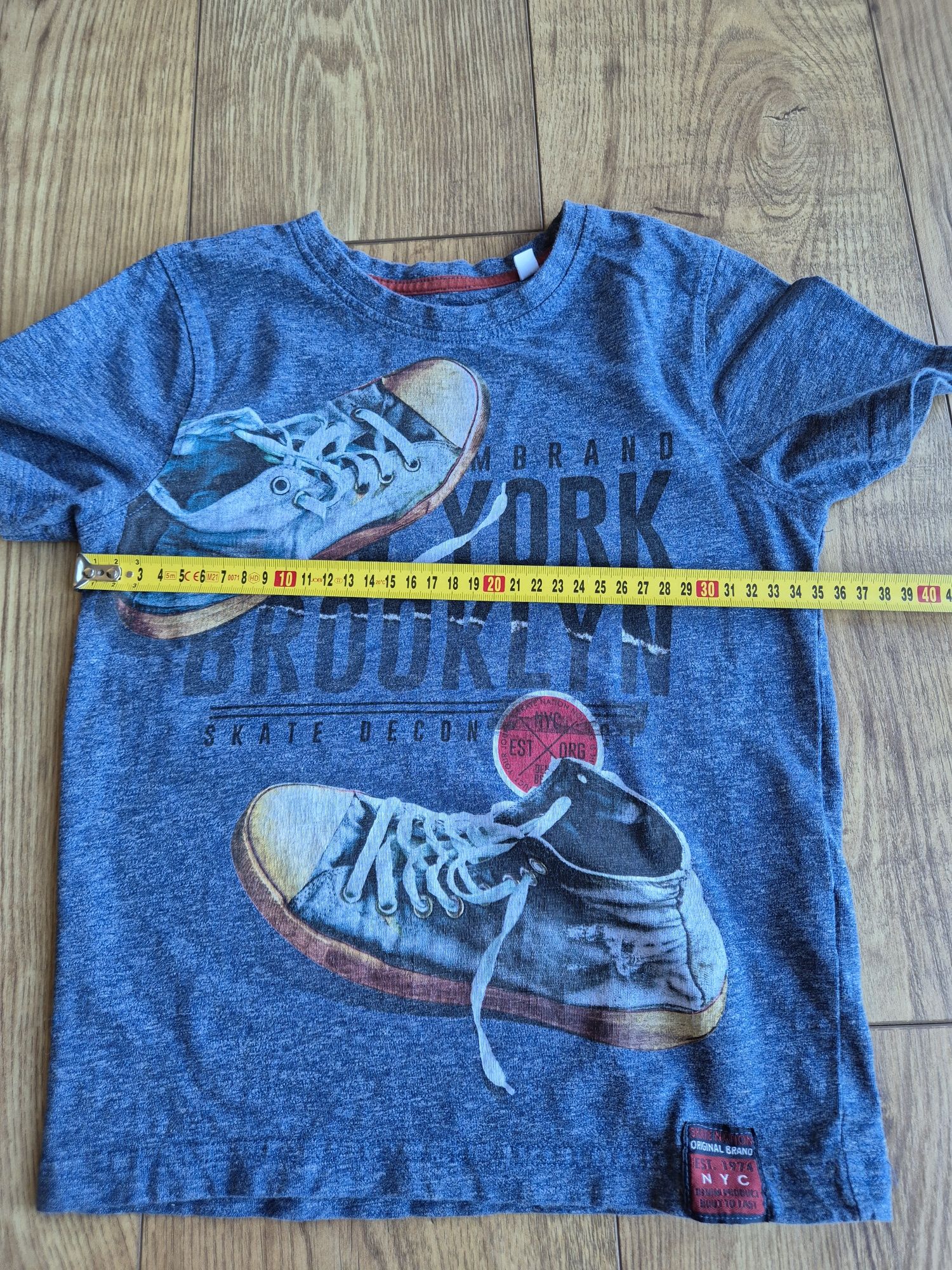 T-shirt r. 122 C&A