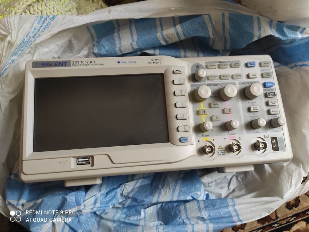 Цифровой асцилограф Siglent sds1052dl+