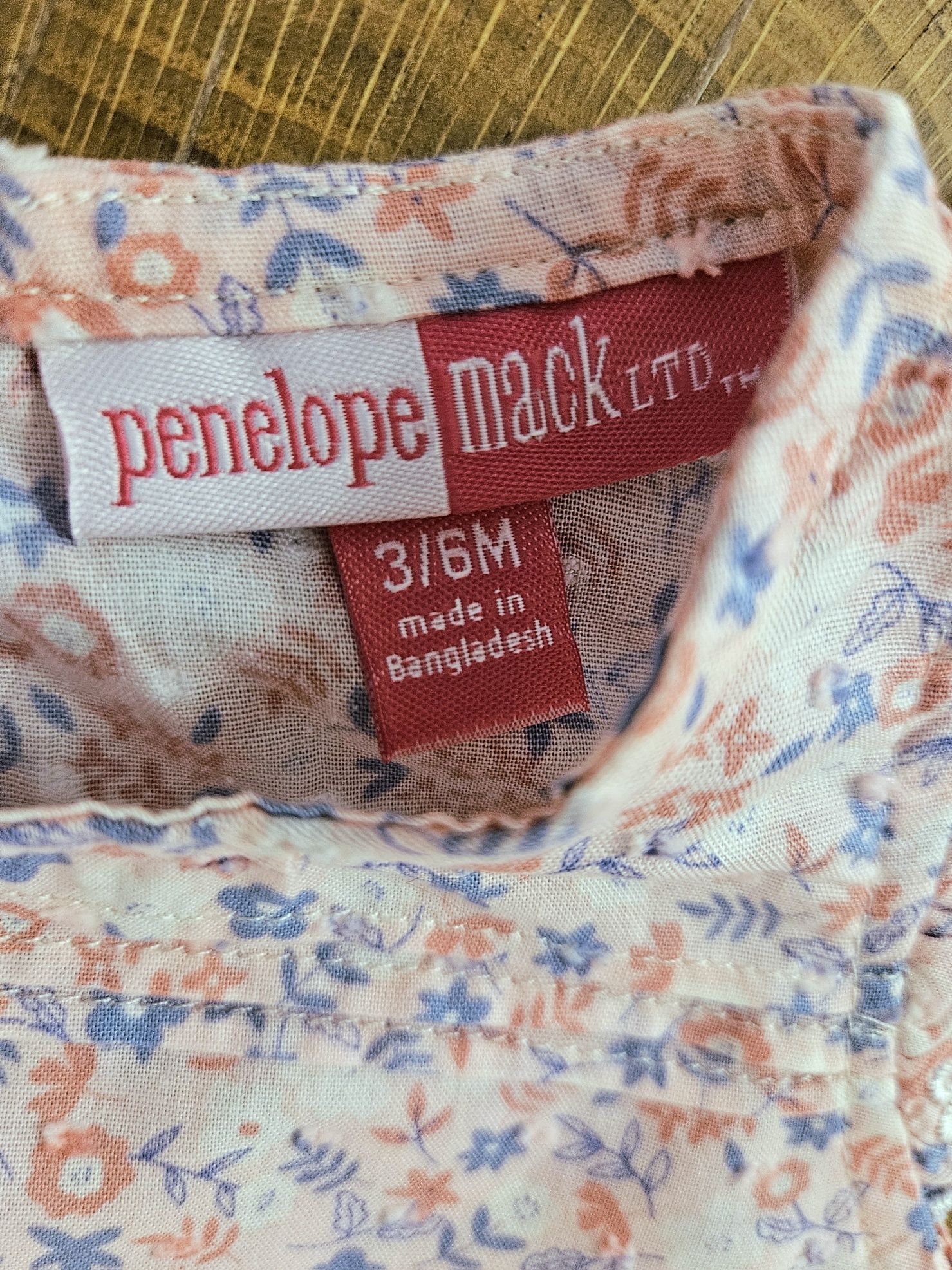 Komplet różowa sukienka w kwiatuszki (z body) + opaska rozm. 3-6 mies.