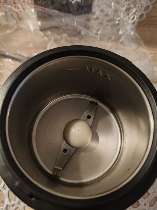 Elektryczny młynek do kawy