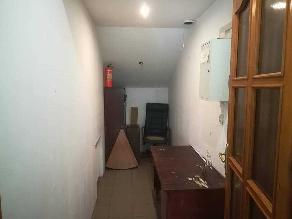 Довготривала оренда офісного приміщення з ремонтом на вул. Заводська