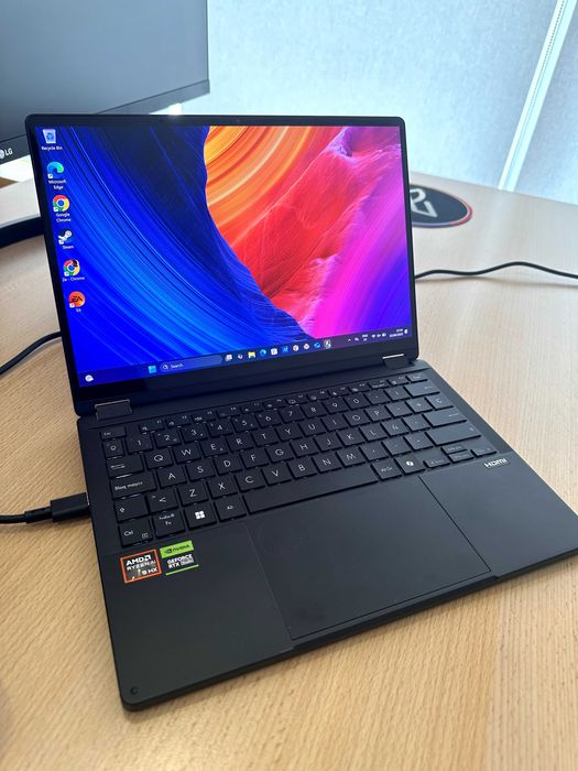Asus PX13 com Nvidia 4070 e ecrã OLED