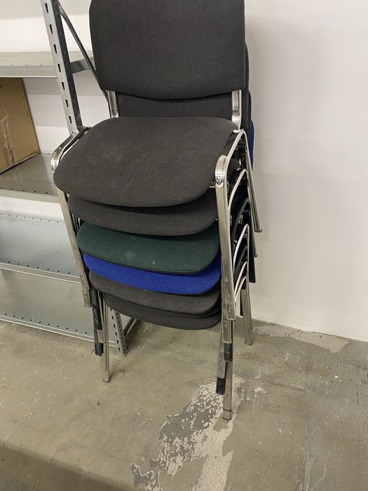 Krzesla konferencyjne