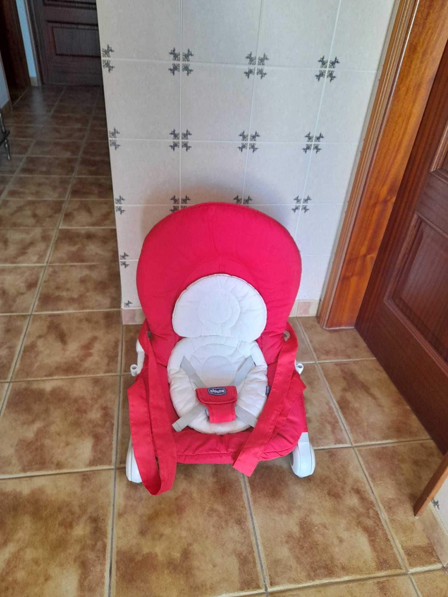 Cadeira de balanço de bebê